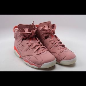 Jordan 6 Retro Aleali May (W) size 7.5 woman’s